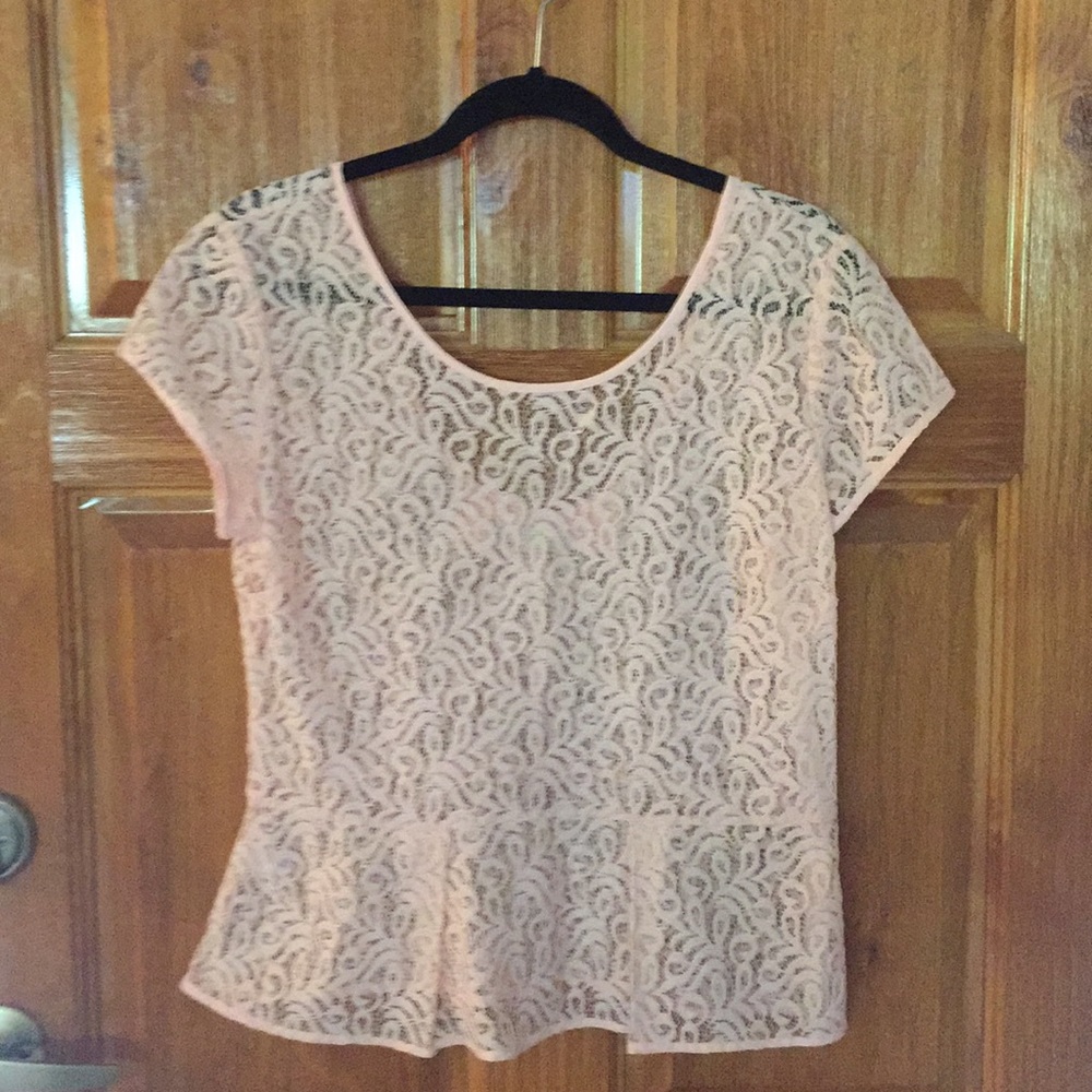 Short sleeve lace top with great details!